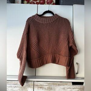 moon & madison Mauve Cropped Crew Neck Sweater